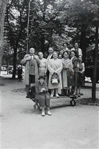 Image description is not available for 1995.003